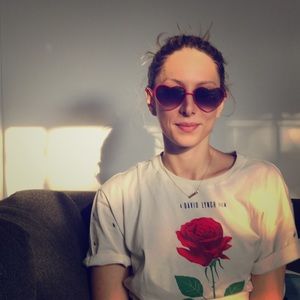 Meet your Posher, Juno